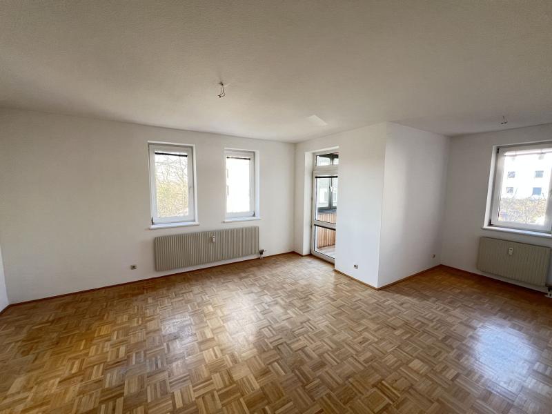Barrierefreie 1-Raum-Wohnung mit Balkon im Stadtteil Ennsleite - Kopernikusstrasse 18/19