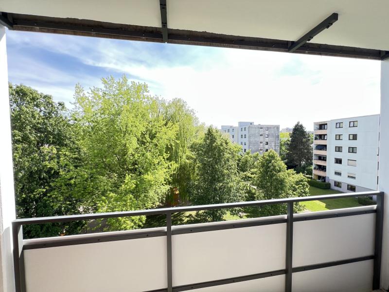 2-Raum-Wohnung mit Balkon und Lift - Resthofstrasse 54/18